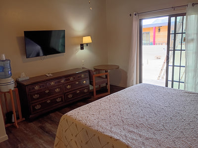 One King Bed with Kitchenette